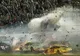 Clipe de groază la NASCAR! O maşină a zburat în gardul de protecţie. Peste 20 de maşini, făcute praf
