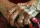 Asistentă, după gratii: abuzuri de neimaginat faţă de bătrâni. O victimă avea 101 ani!