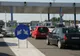 Aglomeraţie în drumurile spre mare şi spre munte. Ce vă recomandă poliţiştii