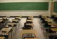 Elevii de clasele a XI-a şi a XII-a cer manuale gratuite.Acuză Ministerul Educaţiei că încalcă legea
