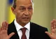 Traian Băsescu, mesaj către poliţişti: "Poate faceţi dosare şi pentru drapelul pângărit"