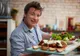 Celebrul bucătar Jamie Oliver şi-a cumpărat o vilă de lux. A plătit o sumă uriaşă