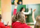 Ți-ai înscris copilul la o școală nouă? Cum să-l ajuți să se acomodeze cu noii colegi și profesori