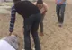A vrut să fie romantic, dar planurile i-au fost ruinate. O cerere în căsătorie care stârnește râsul