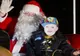 Gestul care a emoţionat o lume întreagă. De ce au împodobit deja bradul de Crăciun câţiva canadieni