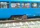 Scene terifiante pentru călători: un tramvai a deraiat şi era să se răstoarne pe şosea
