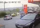 Incredibil: o şoferiţă de 80 de ani a făcut o adevărată cascadorie. Clipul a devenit viral