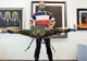 Un artist transformă animale moarte în obiecte zburătoare. Cum arată acestea