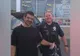 Gestul umitor făcut de un poliţist pentru un bărbat fără adăpost. "Avea lacrimi în ochi"