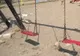 Au vrut să se dea în leagăn, dar au avut parte de un coşmar! Păţania a doua adolescente din Paşcani