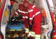 Pompier rănit în timp ce intervenea pentru îndepărtarea copacilor, pe DN 13B. Care este starea lui