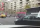 Halucinant! L-a ”plimbat” 2 km pe capota mașinii. Cum a fost posibil