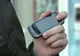 Studiu alarmant. Ecranul telefonului, de 30 de ori mai mulţi microbi, faţă de vasul de WC