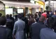 Veşti proaste! O ţară întreagă este în lacrimi. Pleacă! Oamenii s-au îmbulzit la televizoare