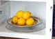De ce trebuie să încălzeşti lămâile în cuptorul cu microunde înainte de a le stoarce