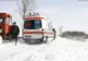 Giurgiu: Ambulanţe aflate în misiune şi zeci de maşini, rămase înzăpezite. Pompierii intervin