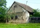 Se întâmplă în România. Povestea emoţionantă a bărbatului care locuieşte în casă cu patru fantome