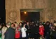 S-au căsătorit de Revelion. Poarta Sărutului din Tg. Jiu, neîncăpătoare în noaptea dintre ani