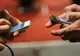 Adio, convorbiri telefonice! Comunicăm mai mult prin mesaje: ce fac 40% din posesorii de smartphone