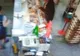 Moment uluitor. Ce s-a întâmplat cu o vânzătoare, în magazin. ”Are un înger păzitor”