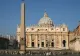 Scene incredibile în basilica Sf. Petru, din Vatican. Turiştii şi-au scos telefoanele să filmeze