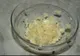 Greșeala pe care toată lumea o face când prepară mujdei de usturoi. Nu mai pune ingredientul ăsta 
