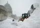 Furtuna de zăpadă din SUA a făcut 29 de victime. 10.000 de zboruri, anulate