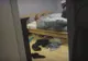 A venit acasă mai repede şi şi-a găsit iubita în pat cu altul. Nu era amantul, ci... surpriză!