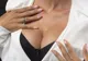 3 metode naturale prin care poți preveni lăsarea sânilor