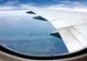 Au privit pe geamul avionului și s-au cutremurat. Și-ar fi dorit să nu se afle la bord