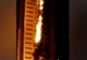 Un incendiu puternic a cuprins un complex de zgârâie-nori în Emiratele Arabe