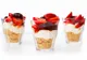 Rețetă pentru mini-cheesecake cu căpșuni. Gata în cinci minute. Absolut delicioasă!