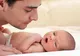 Senat: Taţii care au absolvit cursul de puericultură au 15 zile de concediu paternal în plus