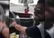Şofer român teribilist: a condus pe autostradă, de pe scaunul din dreapta. Totul a fost filmat