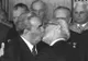 Sărutul istoric dintre aceşti doi lideri politici a şocat lumea în 1979: "Dumnezeu să mă ajute să.."