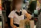 Bărbații se îngrămădesc la McDonalds doar pentru ea. Cum arată vânzătoarea care i-a zăpăcit