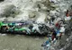 Tragedie în Peru: 23 de morți după ce un autocar s-a prăbușit într-un râu