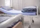 Avionul în care se afla un cântăreţ colosal, aterizare de urgenţă. Vedeta, dusă la spital 