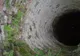 Auzea zgomote ciudate din interiorul unui puț abandonat. S-a dus să vadă despre ce e vorba și.. Șoc!