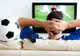 Ce fac românii când se uită la un meci de fotbal, la TV: un studiu a relevat ce mulţi bănuiam