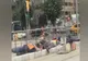 Aşa se munceşte în România! Şase "dorei mititei" dorm pe ei, pe peronul tramvaiului