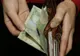 Produsul minune care te scapă de o mulţime de probleme! Costă câţiva lei, însă e "bun la toate"