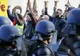 Manifestaţii violente la Paris. Confruntări între protestatari şi poliţişti