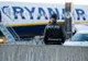 Alertă cu bombă: un avion care urma să decoleze din Oslo, evacuat de urgenţă