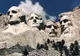 A escaladat până la camera secretă de pe Muntele Rushmore şi a găsit ceva ce schimbă lumea