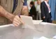 ALEGERI LOCALE 2016. Incidente la Timişoara. Ce făceau membri ai comisiei de vot cu buletinele