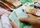 Tinerii pot primi de la stat până la 26.000 de euro. Ce condiţii trebuie să îndeplinească 