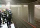 Incendiu la metrou aproape de staţia Unirii. Un tren a luat foc din mers 