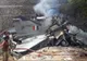 Avion militar prăbușit într-un cartier rezidenţial. Mai multe persoane au fost rănite