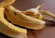 Ce poţi face cu cojile de banane: trei trucuri de care nu ştiai!